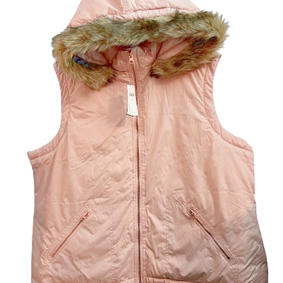 GAP Other - NWT GAP VEST, SIZE 2X